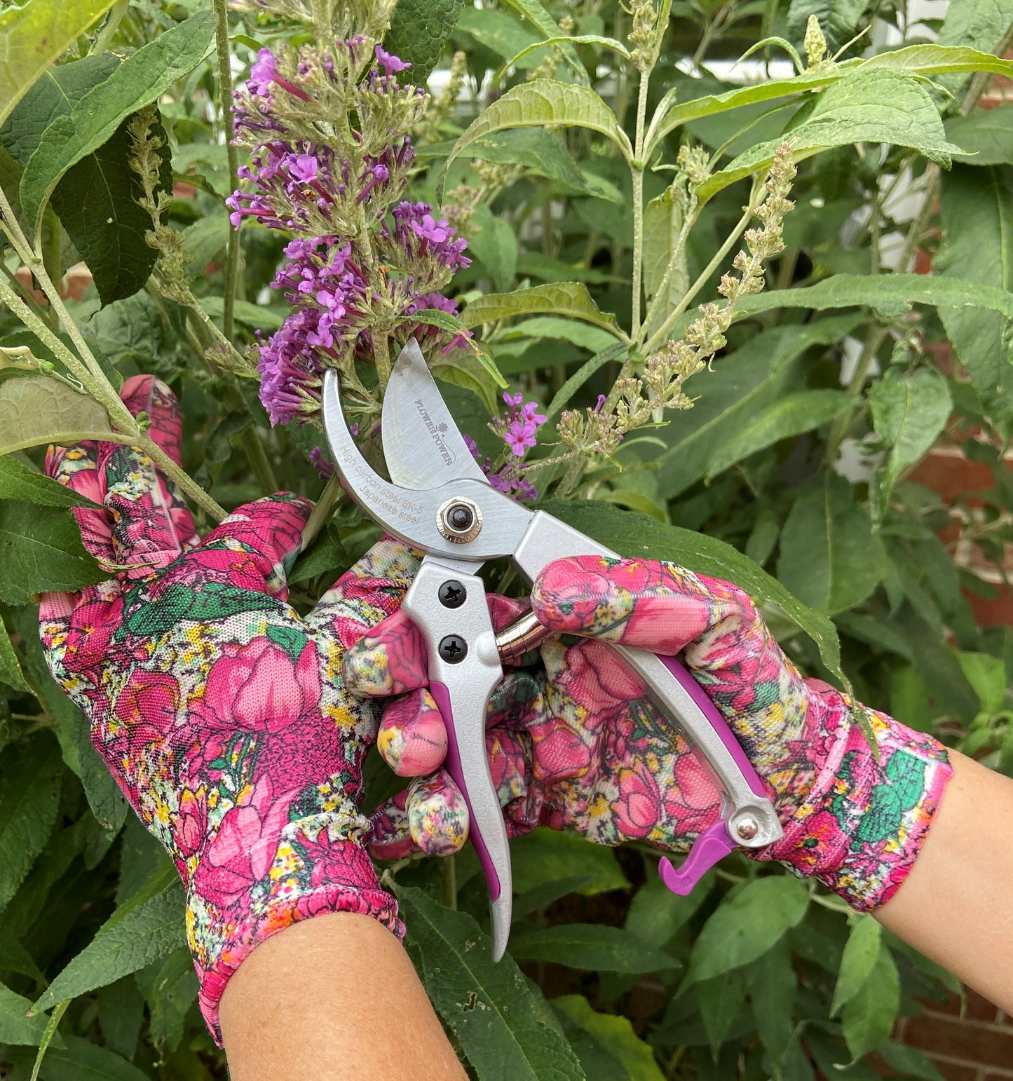 Ladies Gardening Gloves (2 Pairs) and Secateurs Set - Ideal Ladies Garden Gift