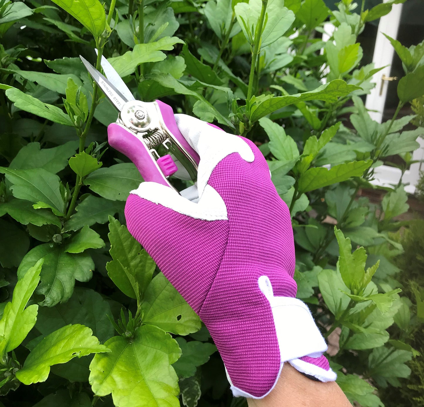 Ladies Leather Gardening Gloves and Mini Secateurs Set - Best Ladies Garden Gift