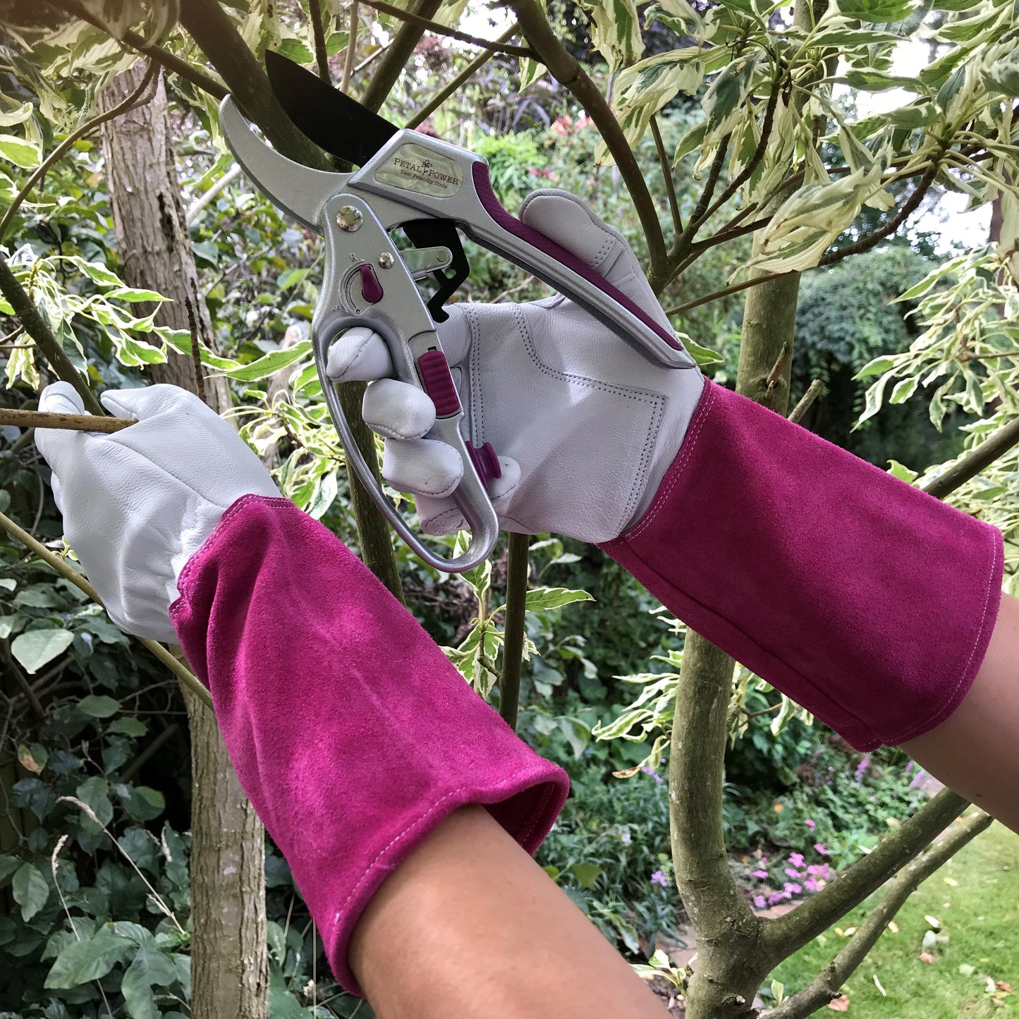 Petal Power Ladies Long Sleeve Gardening Gloves - Thorn Proof Leather Gauntlet Garden Gloves