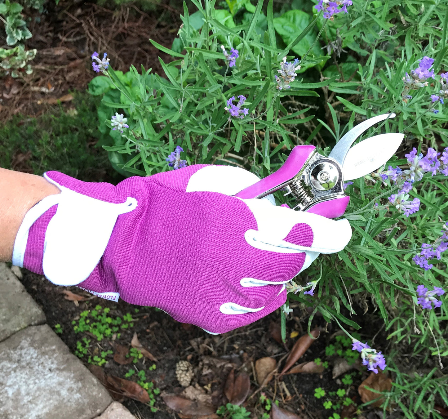 Ladies Leather Garden Gloves - Perfect Work Gloves / Gardening Gloves for Women