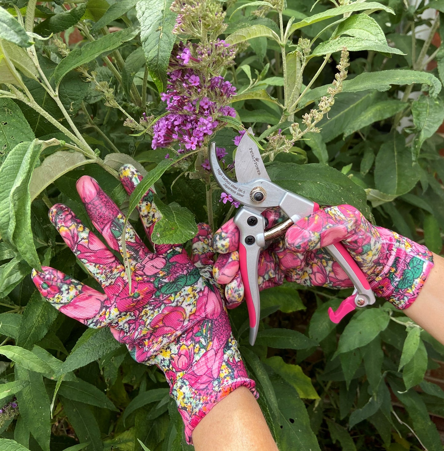 Petal Power Ladies Gardening Gloves (2 Pairs) Rose Garden Floral  - Work Gloves for Women - Best Ladies Garden Gift