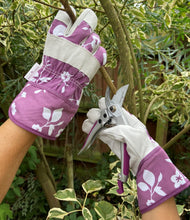 Load image into Gallery viewer, Ladies Leather Floral Gardening Gloves - Perfect Garden Gift
