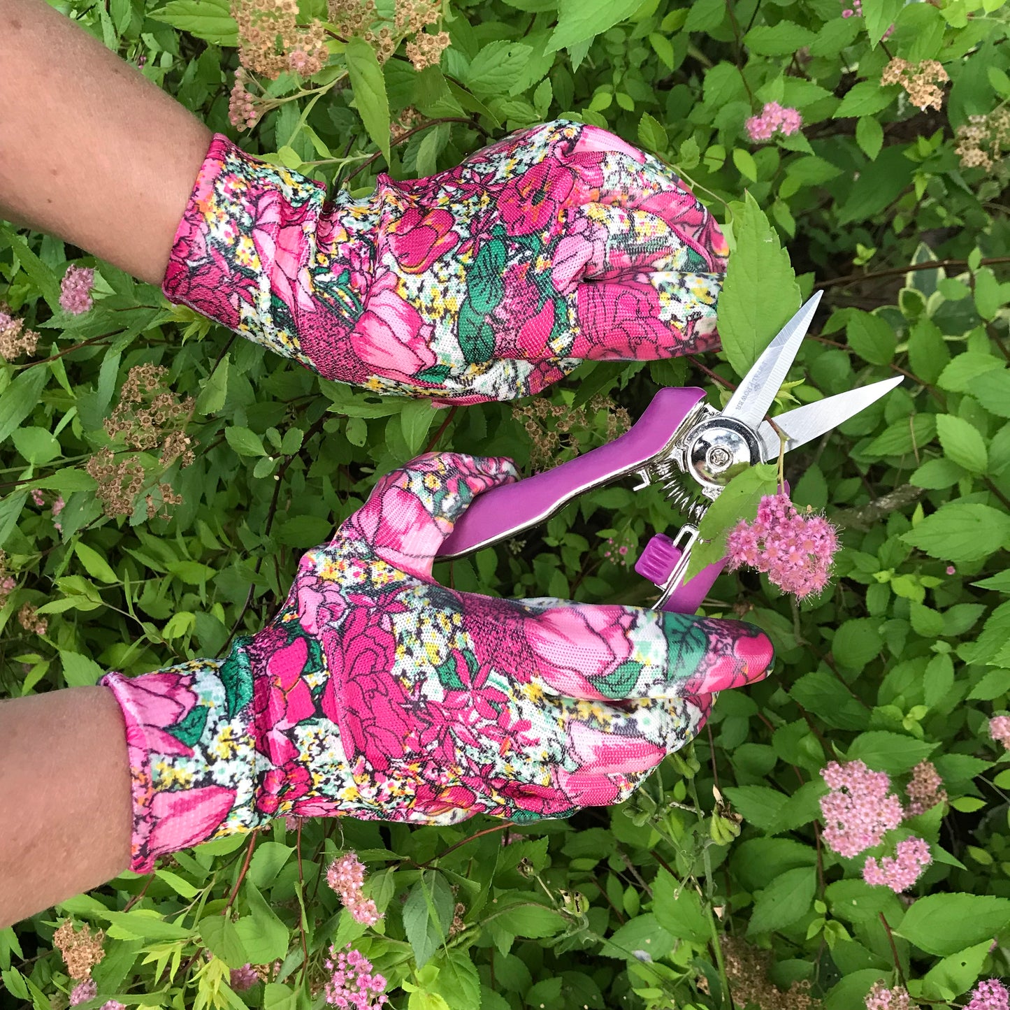 Petal Power Ladies Gardening Gloves (2 Pairs) Rose Garden Floral  - Work Gloves for Women - Best Ladies Garden Gift
